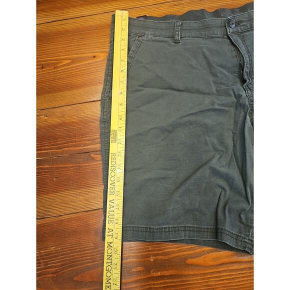 BUNDLE of 3 Mens Shorts Size 40 Assorted Brands - Picture 8 of 16